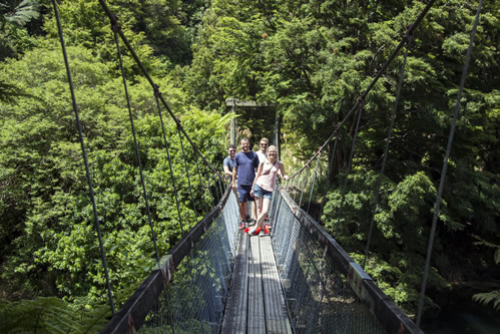 EXPLORE LAKE WAIKAREMOANA